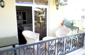 Studio with city view furnished balcony and wifi at Trou aux Biches 1 km away from the beach